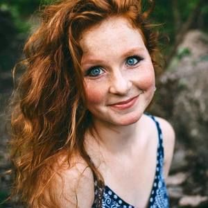 Meet your Posher, Laurie